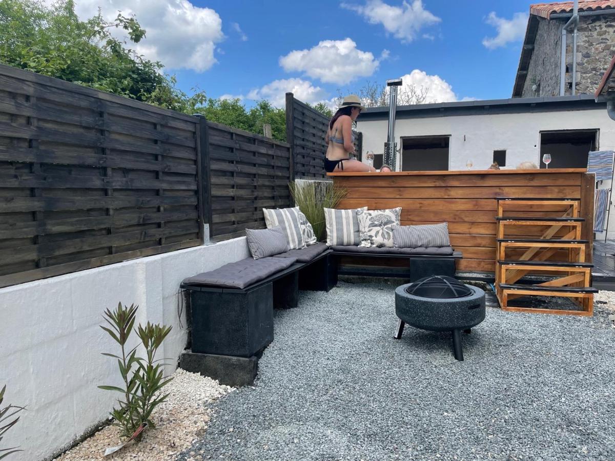 Beautiful Cottage With Private Plunge Pool/Hot Tub - 40 Mins From Puy Du Fou La Chapelle-Saint-Etienne Exteriér fotografie