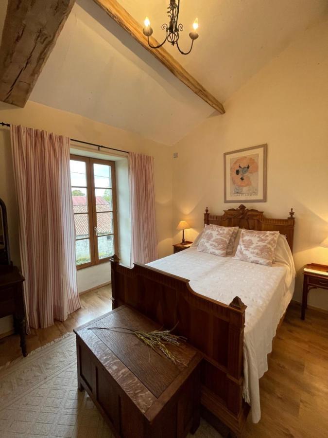 Beautiful Cottage With Private Plunge Pool/Hot Tub - 40 Mins From Puy Du Fou La Chapelle-Saint-Etienne Exteriér fotografie