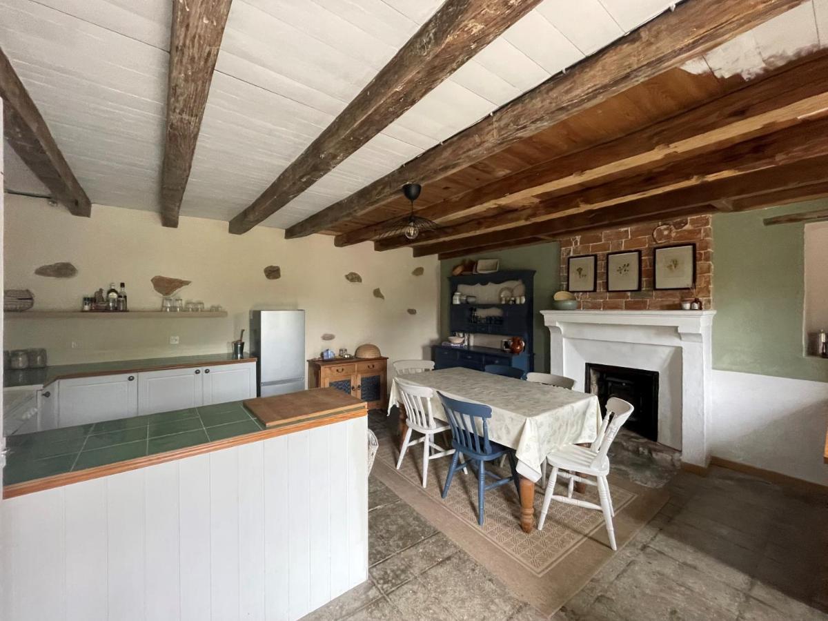 Beautiful Cottage With Private Plunge Pool/Hot Tub - 40 Mins From Puy Du Fou La Chapelle-Saint-Etienne Exteriér fotografie